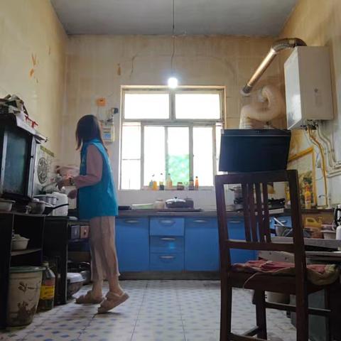 传递温暖，守护独居时光