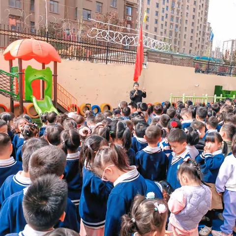 平邑花雨馨幼儿园小二班快乐周记~（2024.4.7-4.12）