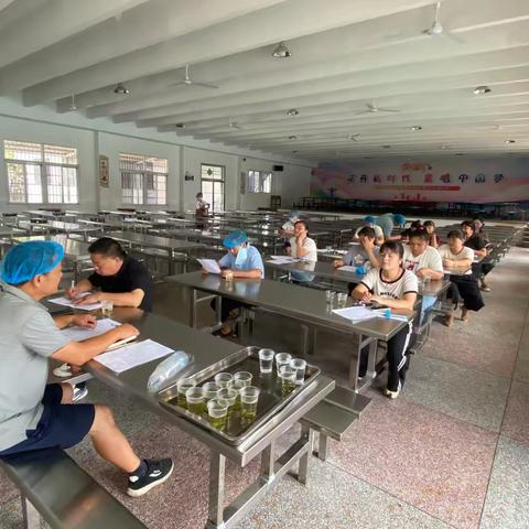 杨得志红军学校：开展膳食委员会活动，守护学生“舌尖上的安全”
