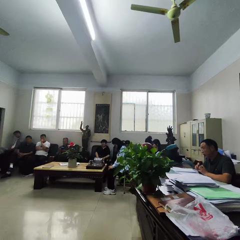 郏县慧星城小学震灾演练活动