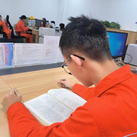 （金维仪表姚仁杰）在工作中学习 在学习中工作