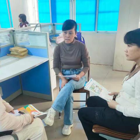 【简篇】人教版四年级上册Unit 4 Changing for the seasons Part A Let's spell课题研究课纪实——巧妙运用希沃白板，优化英语课堂教学（十一）