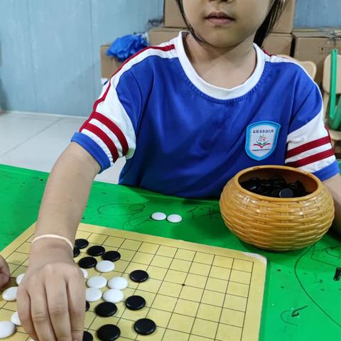 长虹童乐围棋班
