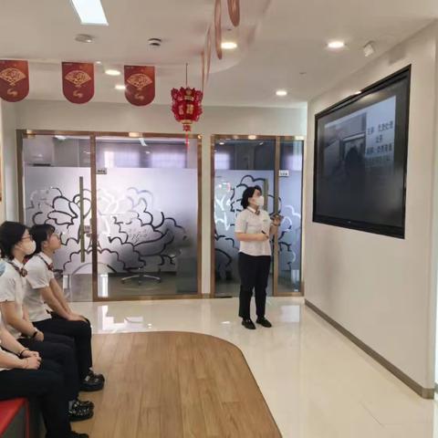 宝石根开展二月份网点日常培训