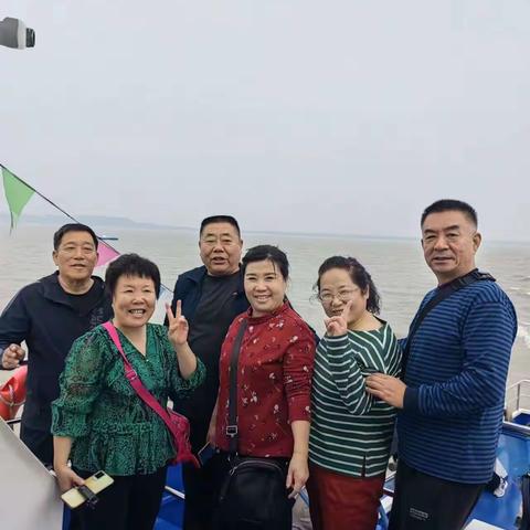 三名老兵的红色之旅！！！