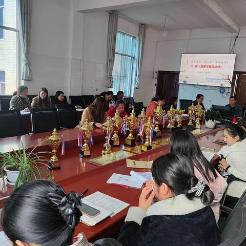 专家下乡润身心，高效引领促成长
