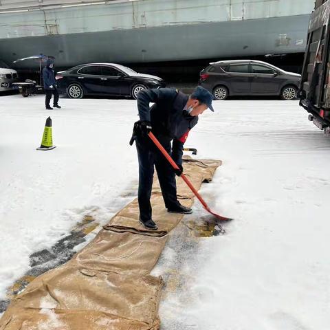 姑嫂树农行迎风战雪 铺就金融暖心路