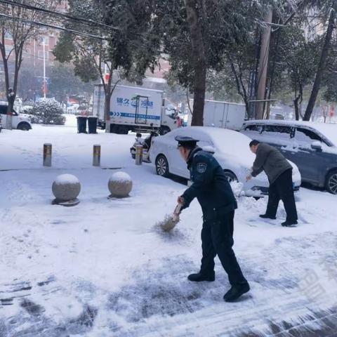 “春节我在岗 服务不打烊”鲁平大道持续开展消保活动