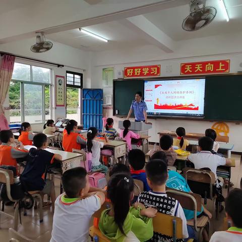 （护苗行动）“大手拉小手 防范在行动”——长坡镇礼昌小学举行网络安全主题宣讲活动