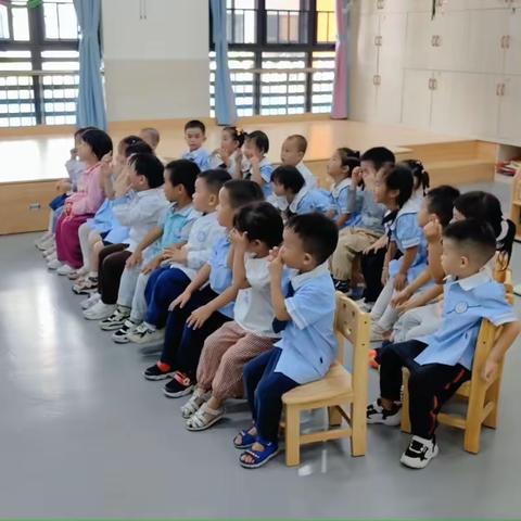 幼儿园欢乐体验·广钢第二幼儿园小(2)班客座教师活动