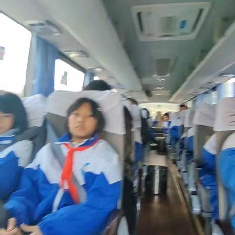 六（1）六（2）松桃苗族自治县盘石镇民族完小“走进海底世界·揭秘植物驿站”研学实践活动