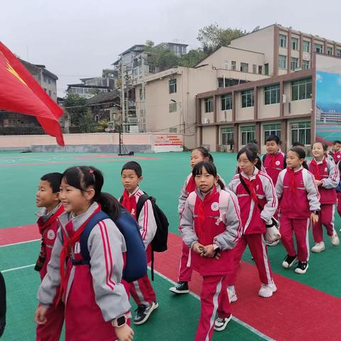 2023年11月26日，“走进海底世界，揭秘植物驿站￼”松桃苗族自治县松桃第一完小四（5）班研学活动