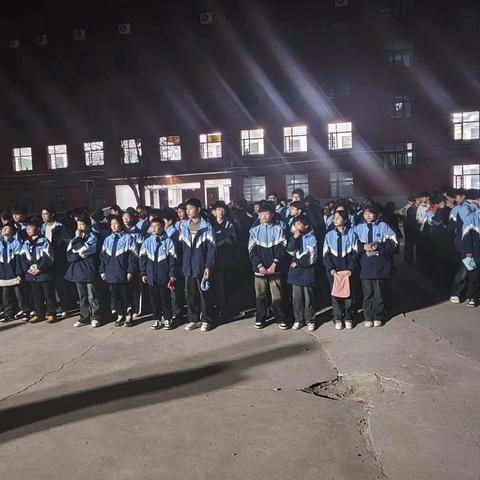 安全记心中 消防践于行——鹿邑县教师进修学校附属初级中学开展安全演练