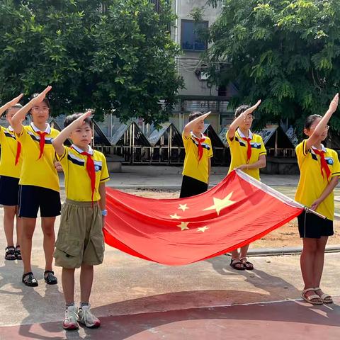 ﻿升旗仪式迎新篇，安全教育伴成长——白塘中心小学新学期第一次升旗活动报道