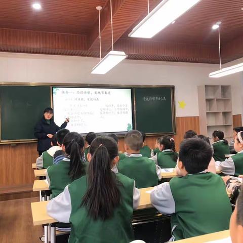 搭建友谊桥梁    收获实在课堂——         向阳学校四年级综合性实践活动、一年级轮讲互听活动纪实