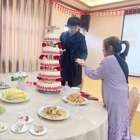 情暖金秋  共度重阳