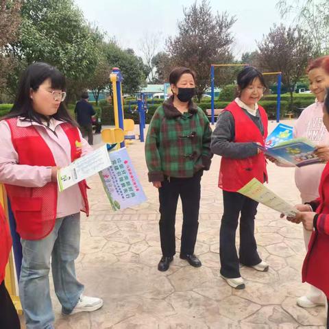 马泉街道宝泉路北社区垃圾分类宣传活动