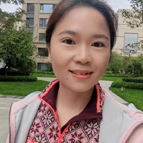 同蔚二班2025届家庭介绍