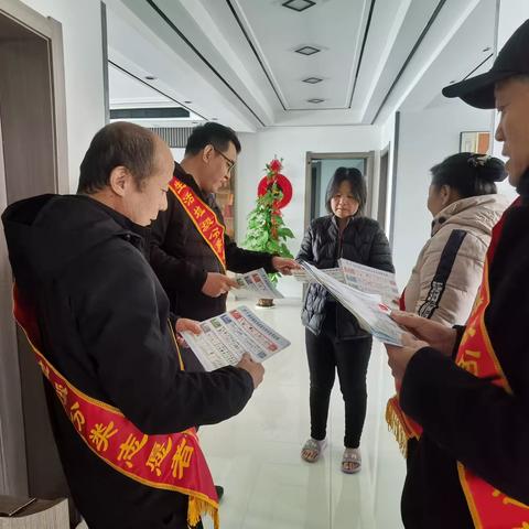 【商河】沙河镇开展“垃圾分类入户”宣传活动