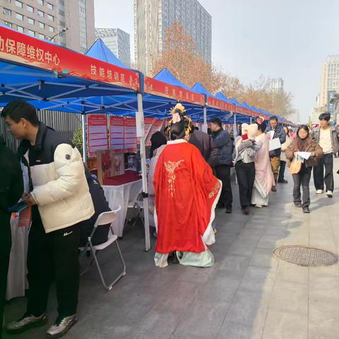 “春风送岗促就业 真情相助暖民心”——雁塔区举办2026年春风行动暨就业援助季专场招聘会