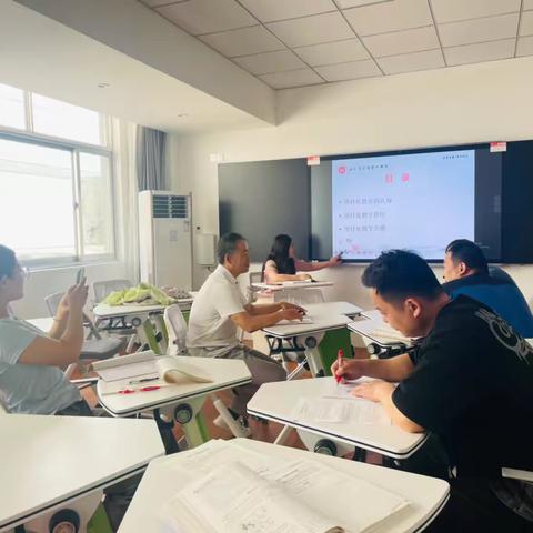 齐聚学习项目化，探讨专业促发展——高二地理组13周业务活动实录