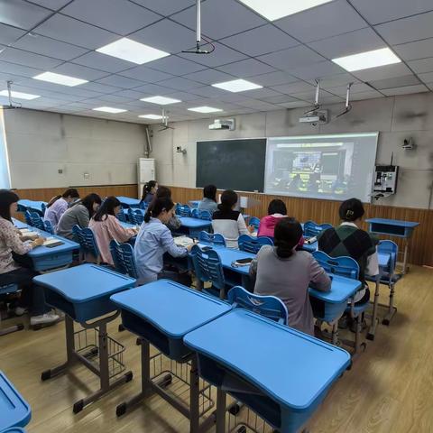 “业精于勤，行成于思”——环秀城南小学开展数学教师线上《志愿服务 助力乡村教师成长》研讨活动