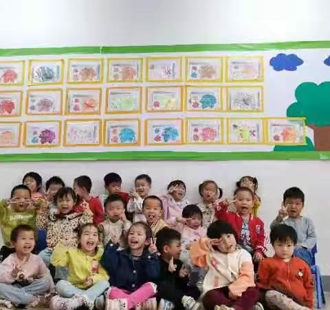 环境建设是幼儿园教育最重要的课程资源。重视幼儿成长和学习的环境，积极开发和利用环境因素对幼儿成长、发展的巨大潜力是当今幼儿教育改革的一大趋势。《幼儿园教育指导纲要》高度重视幼儿园的环境创设，“总则”部