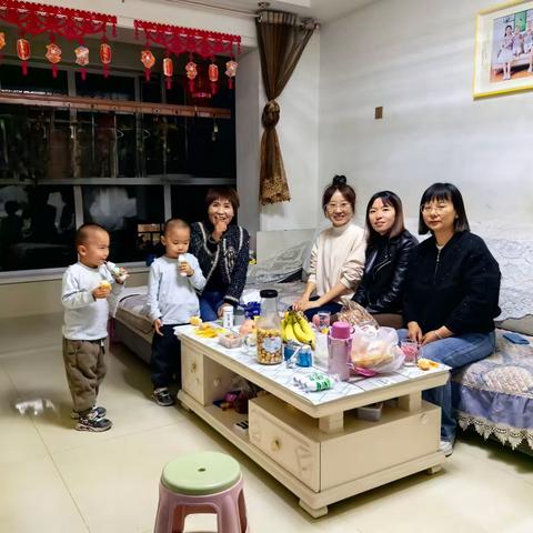 托县民族实验幼儿园“师爱润桃李 家访暖人心”家访活动剪影