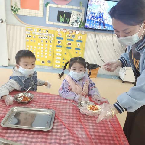 “自己动手，丰衣足食”——东升1+1幼儿园中一班自制点心红薯丸子