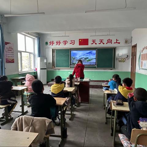 消防演练，防患未“燃”——流平寺小学消防演练