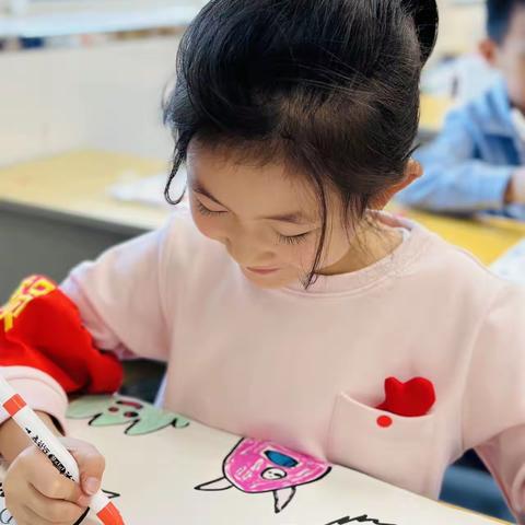 机场小学儿童画社团活动
