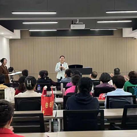 【幸福历城 群众满意】全福街道烟厂社区老年大学合唱班开课啦！