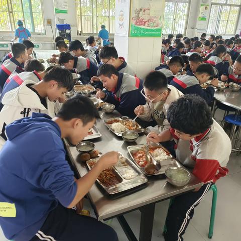 “食”光美好，尽“膳”尽美——北城中学食堂纪实