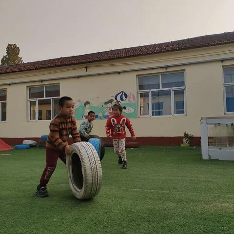 记录幼儿园快乐生活——高田幼儿园