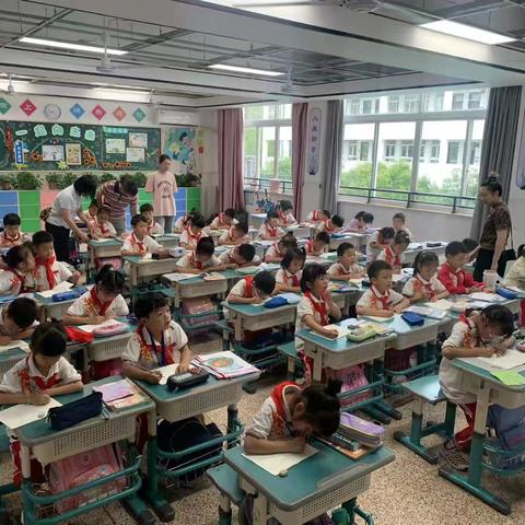 缤纷童年，快乐游考——实验小学一(19)班