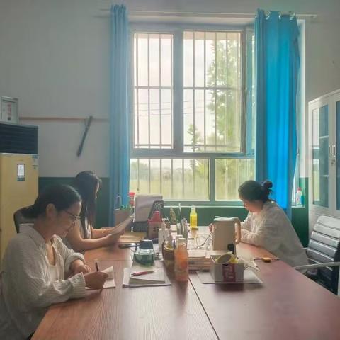 北赵寨小学新学期安全工作专题会