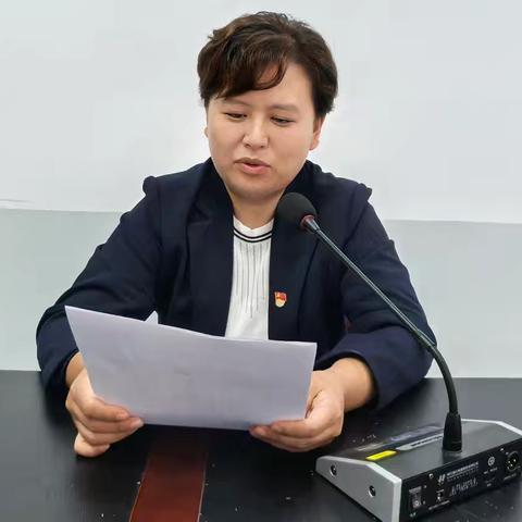 聚焦学段关键期，家校同心助成长——珲春市第六中学校开展家长会活动