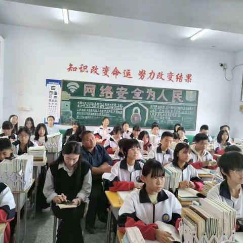 课堂展风采，教研促成长