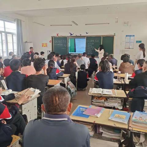 心手相牵，家校共育—东岳中学2024春季学期期中教育教学总结暨安全教育家长会