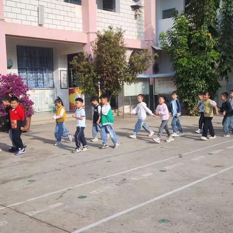 赛场逐梦——大梨小学夏季运动会圆满举行