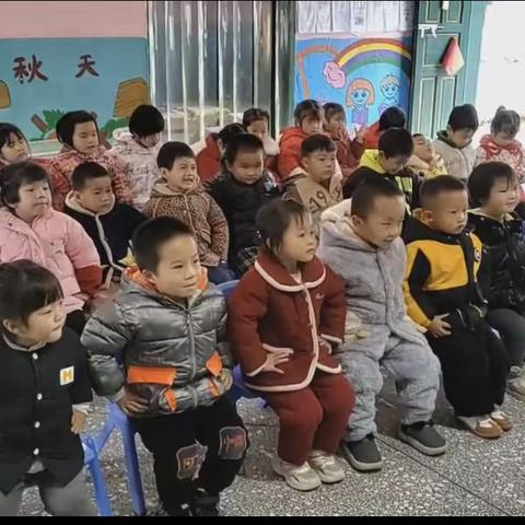 高州乡精金实验幼儿园中班期末总结