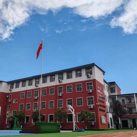 青蓝同辉 不负芳华——小学部“青蓝工程”暨骨干教师示范课活动纪实（三）