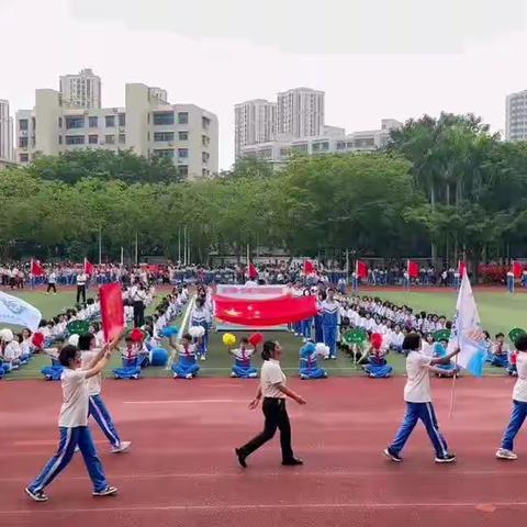 追光逐梦 那是最美的青春——海口市第一中学第72届校运会七（9）班纪实