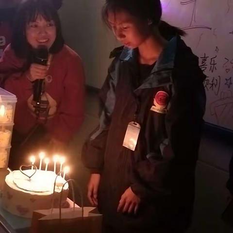 立青春鸿鹄人 做奋斗追梦人