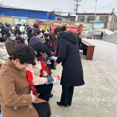 公积金政策进万家，安居惠农暖民心