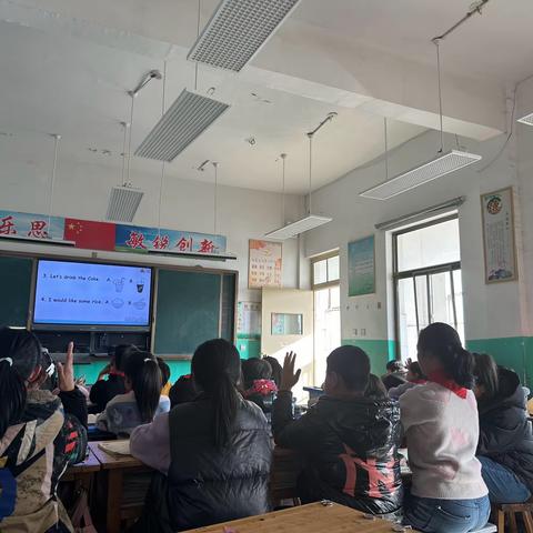 趣味英语，快乐课堂——碱柳小学英语教研活动