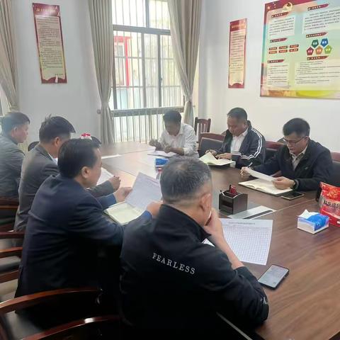 以查促优，点亮教学新篇——东方市研训中心一行赴广坝农场中心学校专项指导