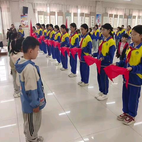 牢记党的教导 争做强国少年——南阳中心小学2024级第一批新队员入队仪式