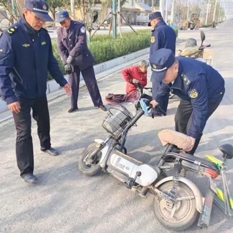 太平街道：宗旨记心中 为民见行动—老人遭遇交通事故，城管队员暖心相助