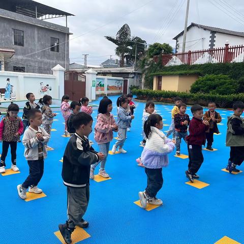 小篮球🏀，大梦想----余家寨幼儿园10月篮球课分享🏀